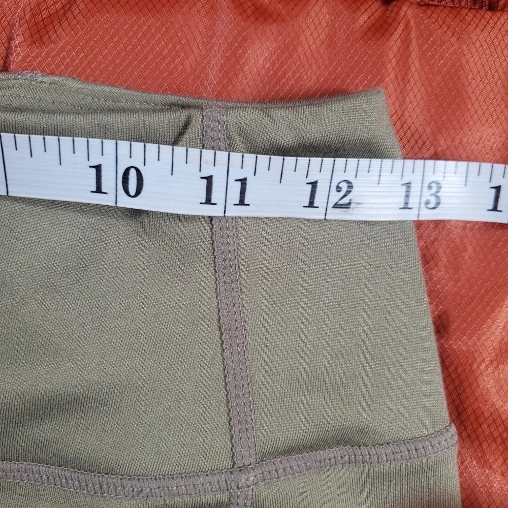 Gymshark Dry Leggings Womens Medium Olive Green‎ Perforated Fitness Training EUC